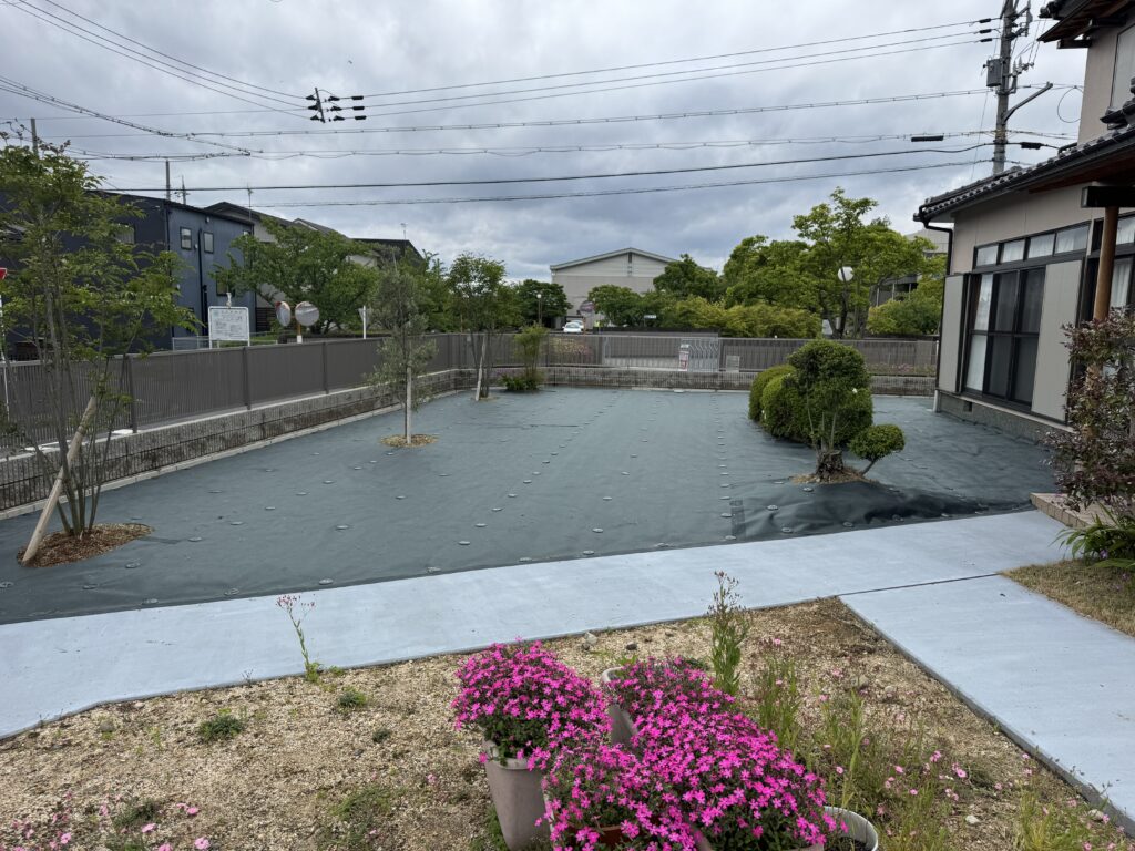 S邸　防草シート
